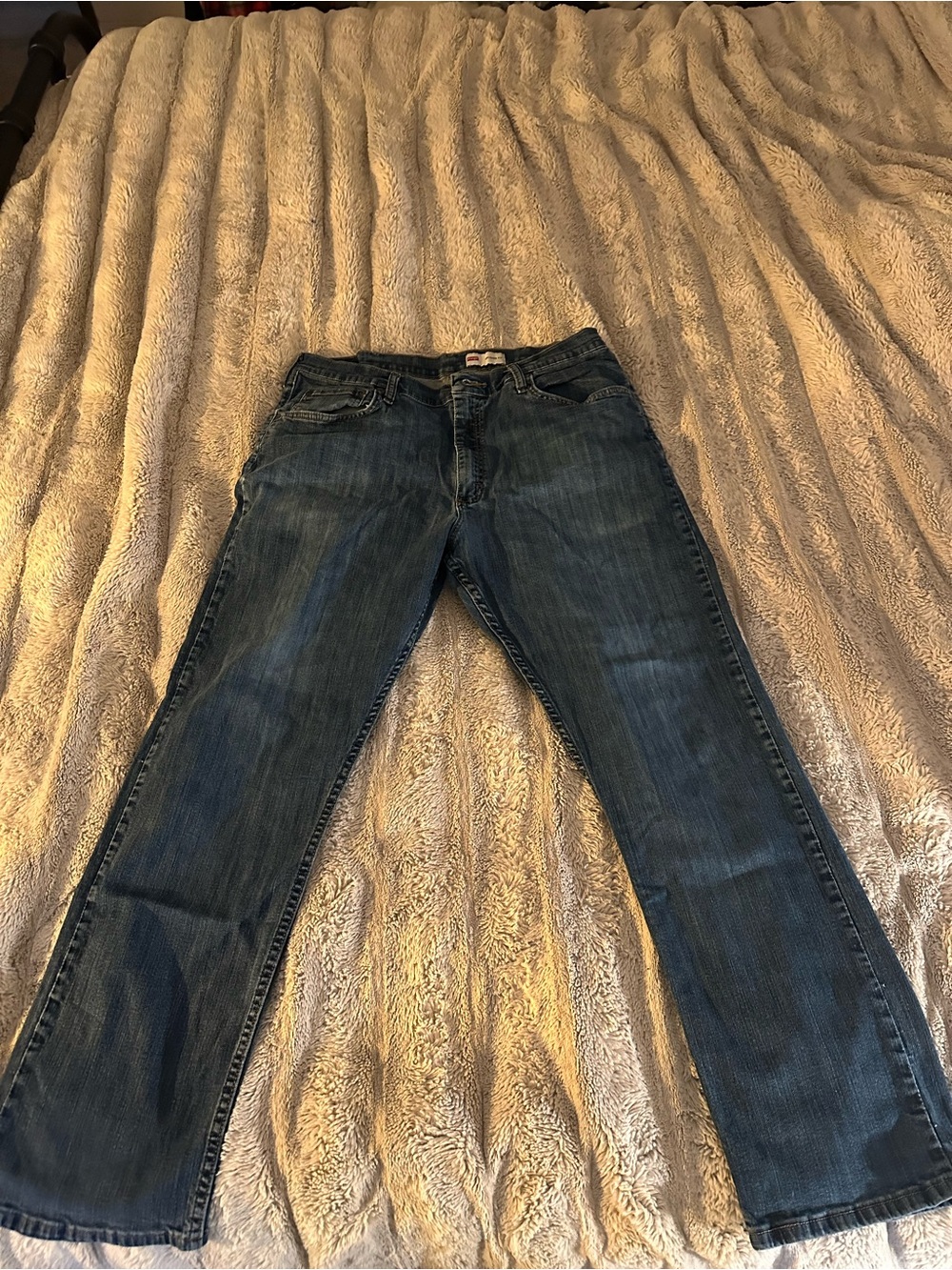 Wrangler Relaxed Fit Dark Blue Denim Jeans